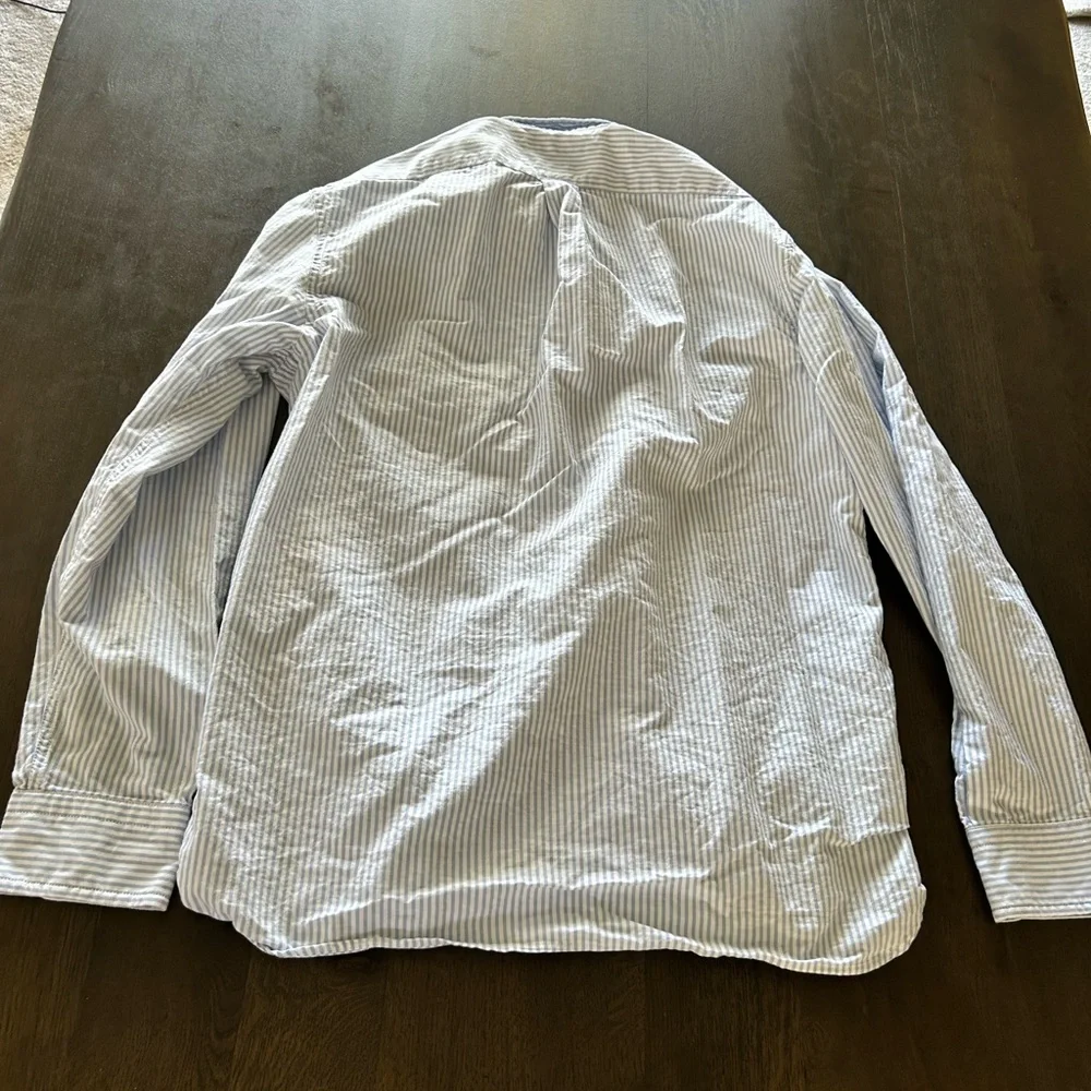 Banana Republic blue and white striped cotton standard fit button down shirt